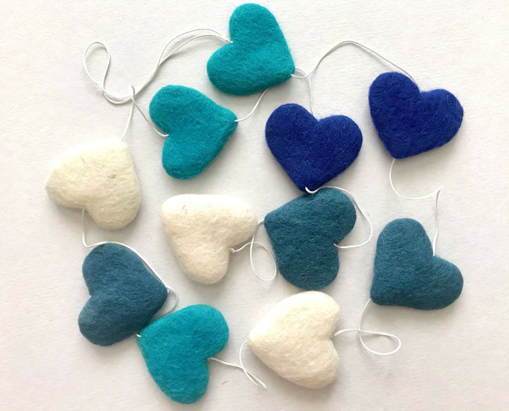 All we need is love Christmas bunting : Hues of Blues